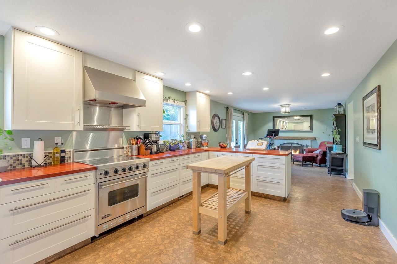 18235 Nw Park View Blvd - Photo 3 of 15