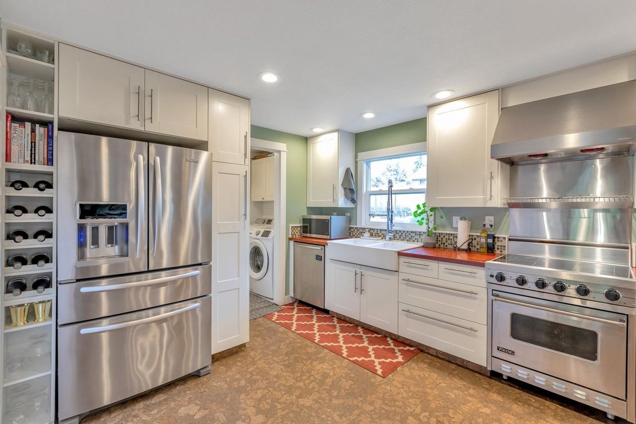 18235 Nw Park View Blvd - Photo 4 of 15