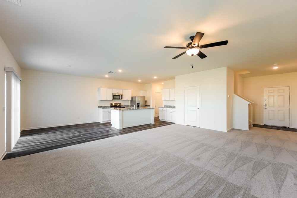 5733 Texas Palm Dr - Photo 6 of 17