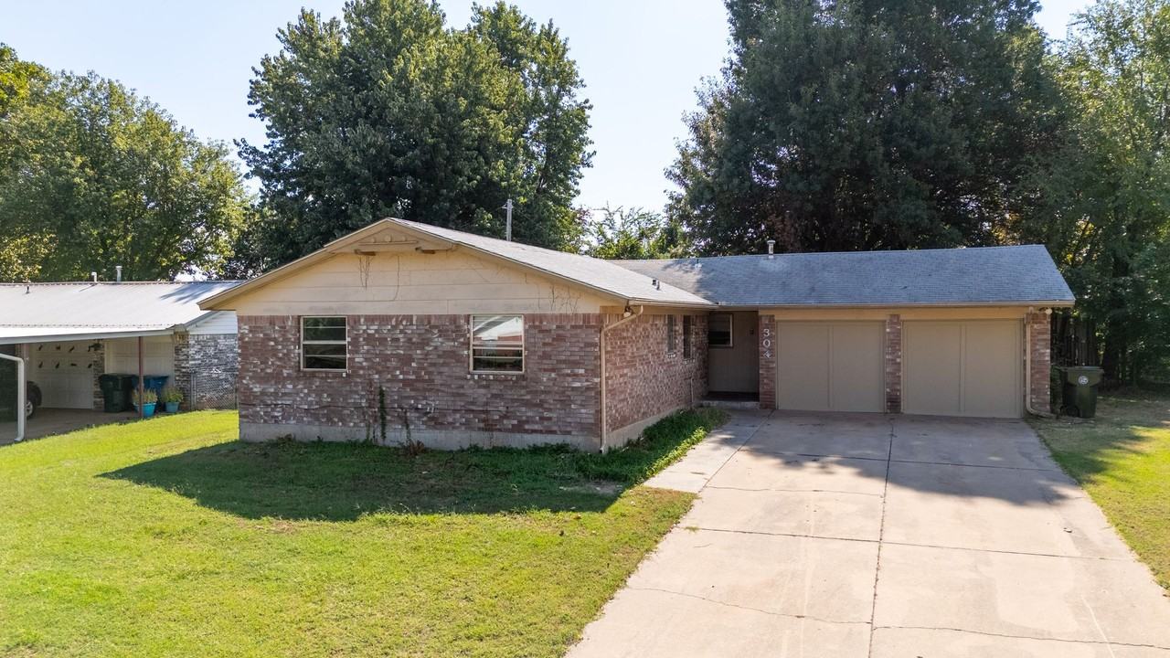 304 W Campbell Dr - Photo 6 of 30