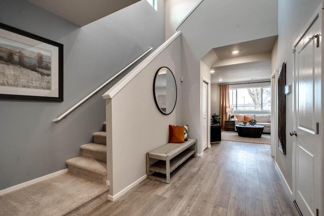 20631 Kira Dr - Photo 2 of 23