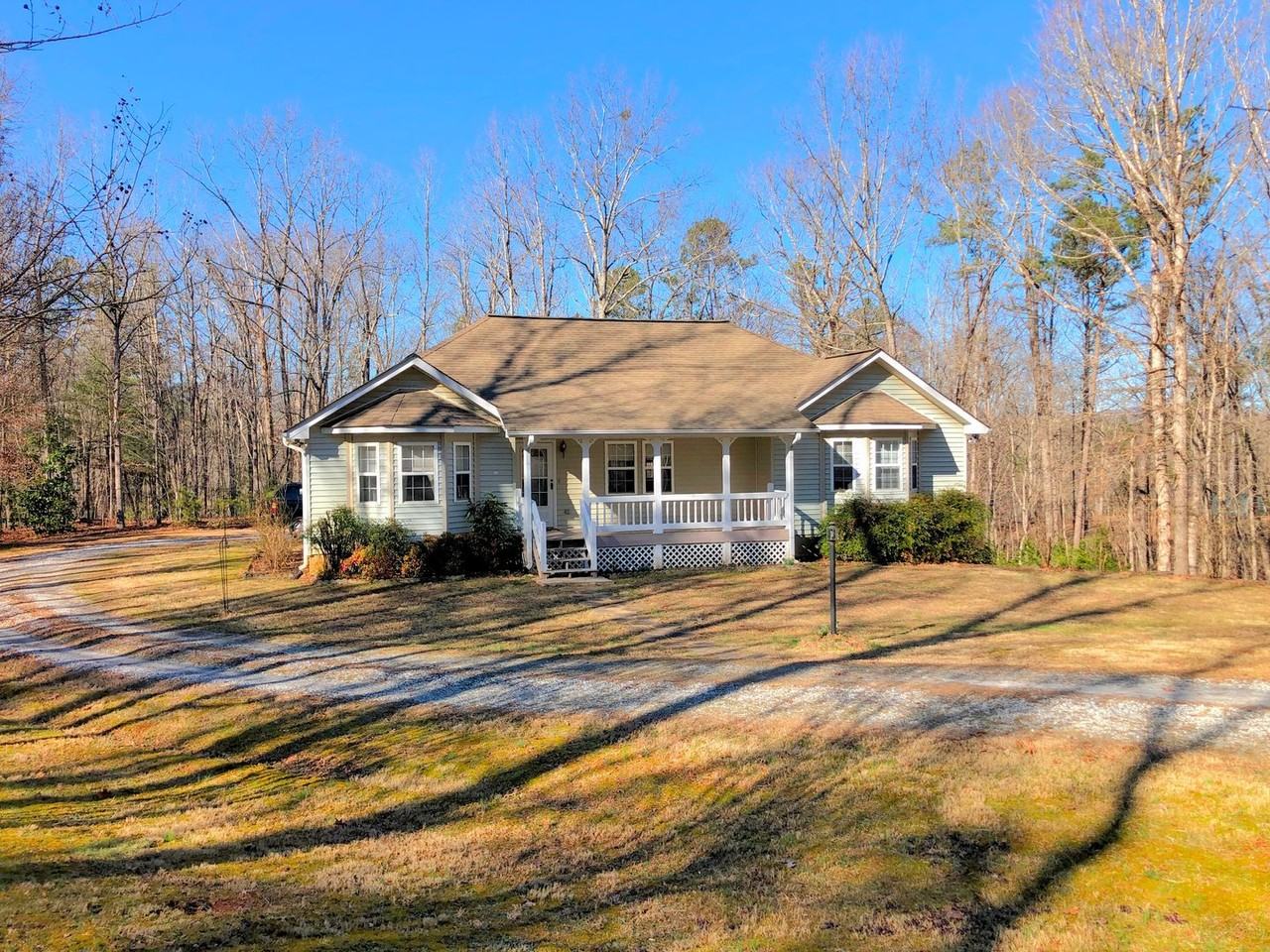 363 Goose Creek Ln - Photo 3 of 36