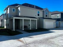 335 Huisache St - Photo 1 of 1