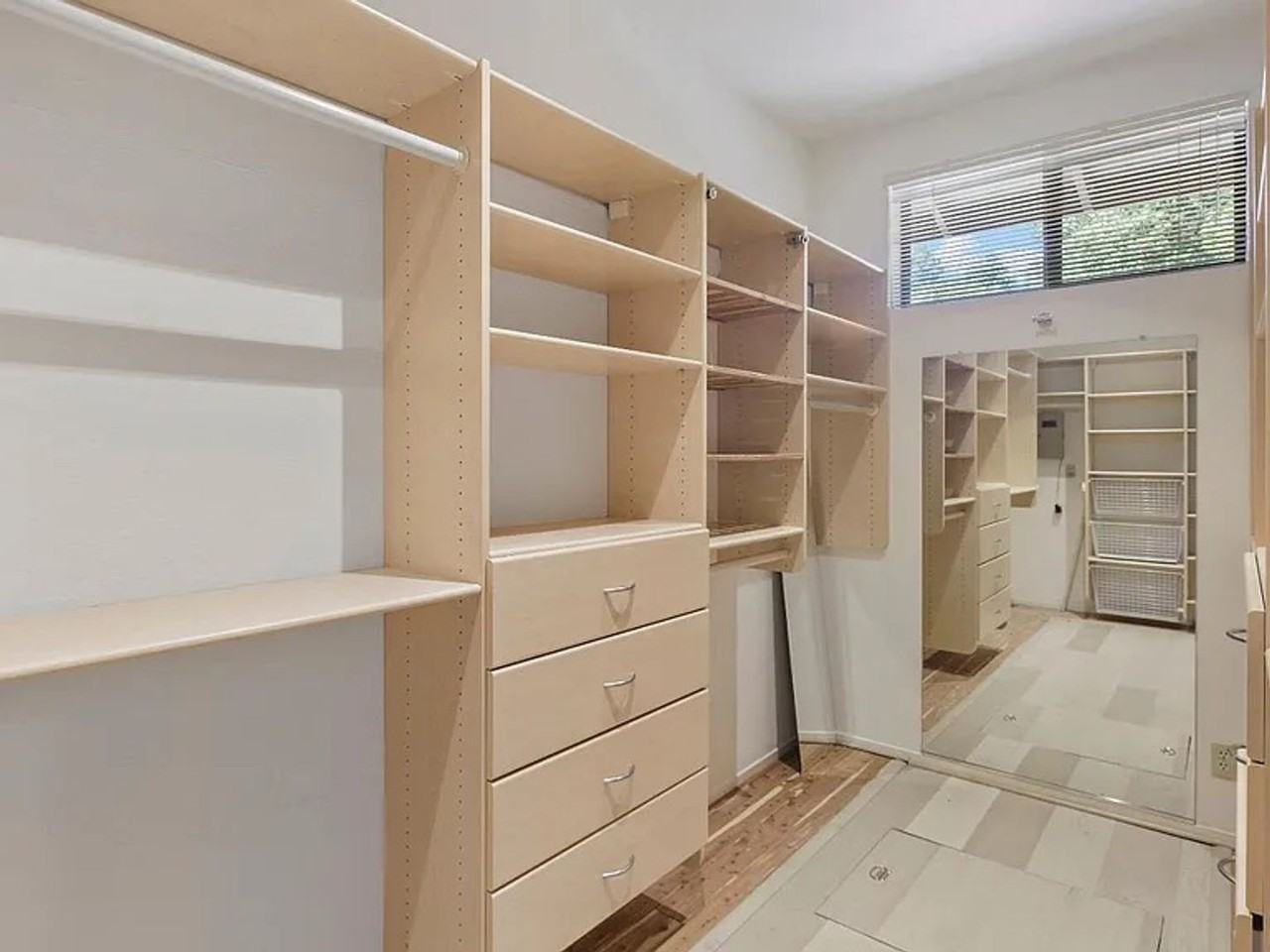 12885 Pierce Rd - Photo 3 of 30