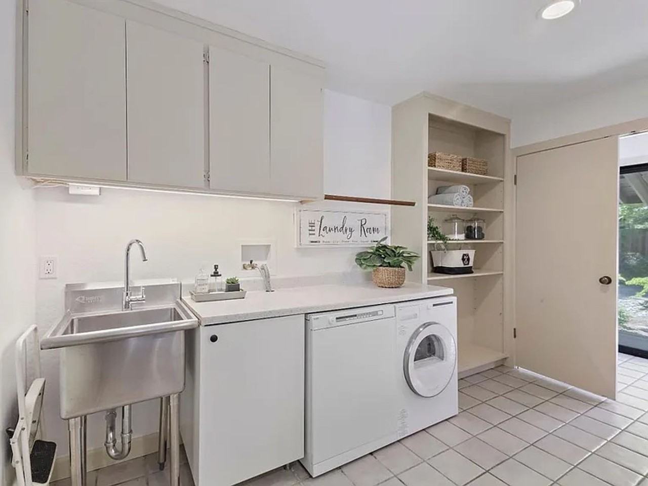 12885 Pierce Rd - Photo 4 of 30