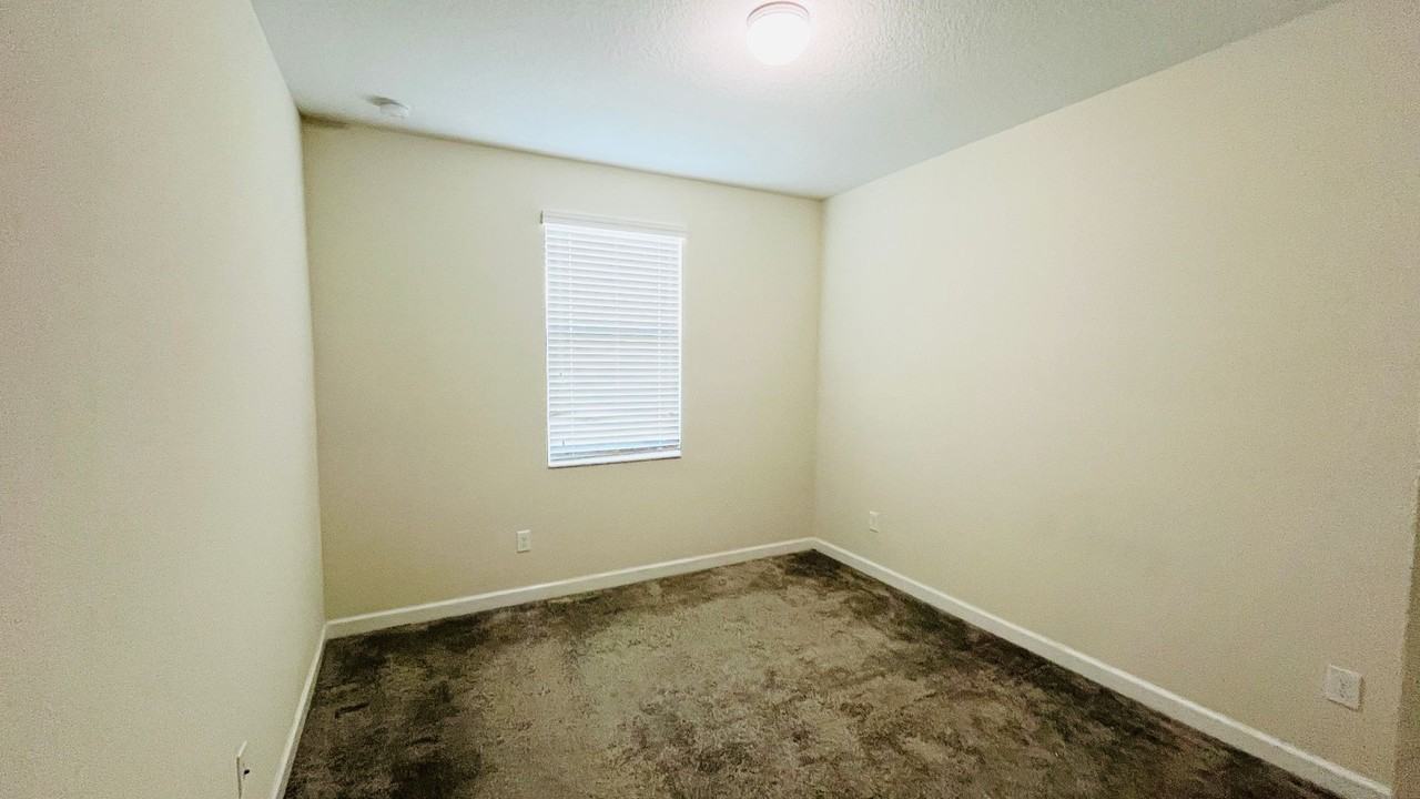 2920 Theme St - Photo 7 of 15