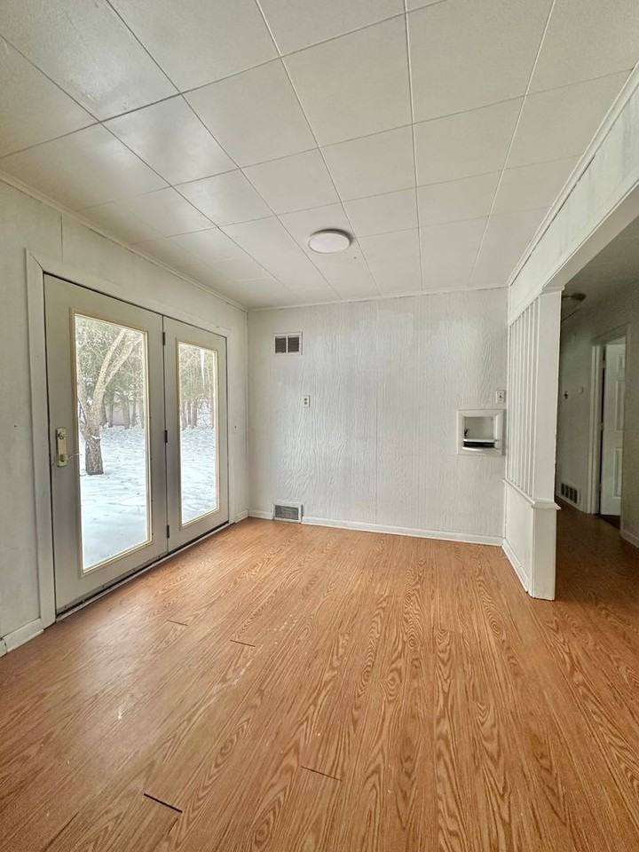 833 Westmoreland Ave - Photo 5 of 19