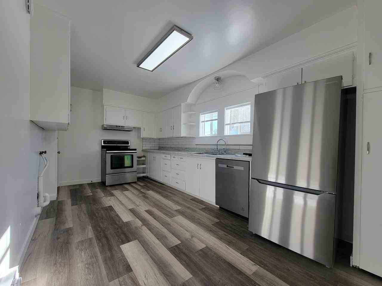 347 E Center St - Photo 3 of 15