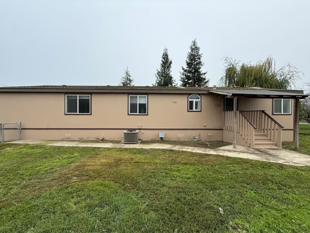 3706 S Tegner Rd - Photo 4 of 7