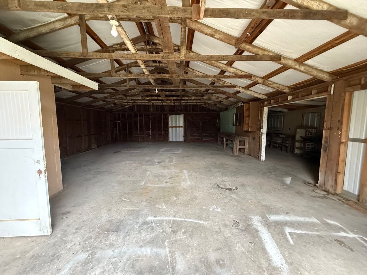 3706 S Tegner Rd - Photo 6 of 7