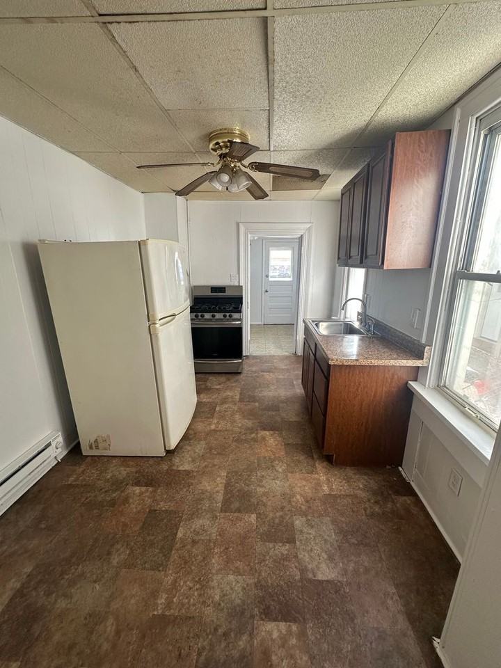 728 Glen Pl - Photo 6 of 15