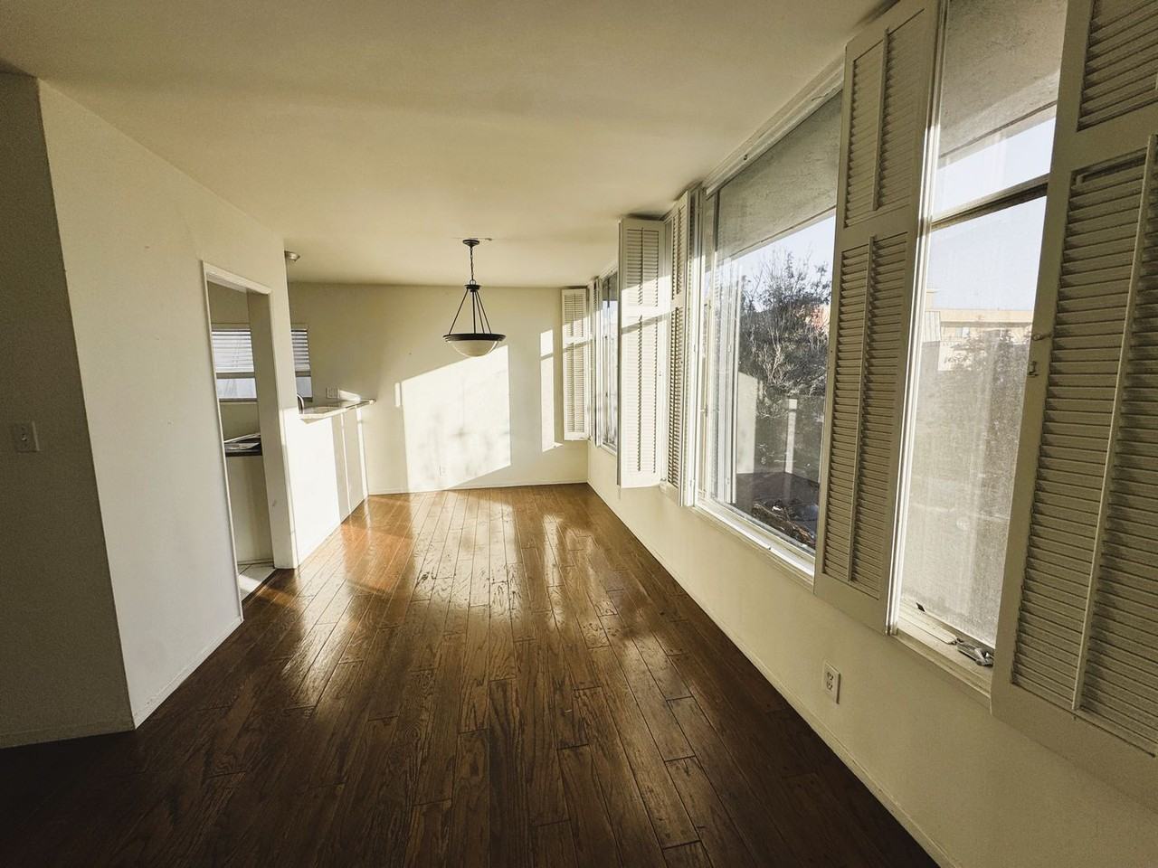 337 S Elm Dr. - Photo 2 of 13