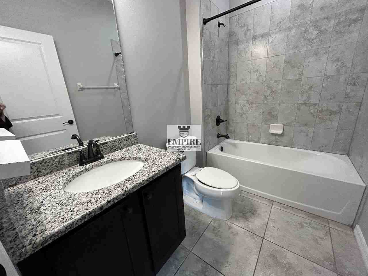 1405 Ne 43rd Ter - Photo 7 of 18