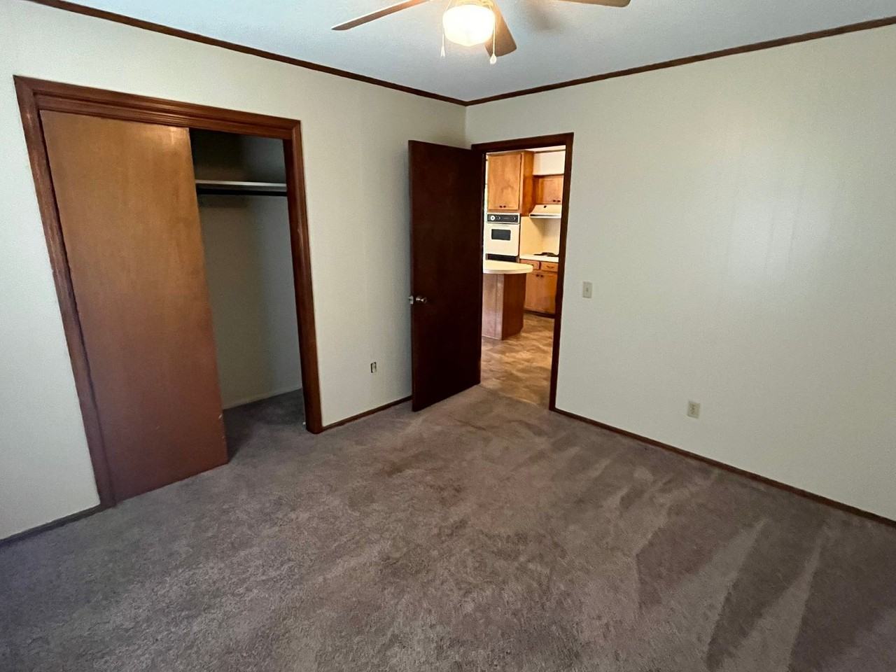 505 E Fir St - Photo 6 of 14