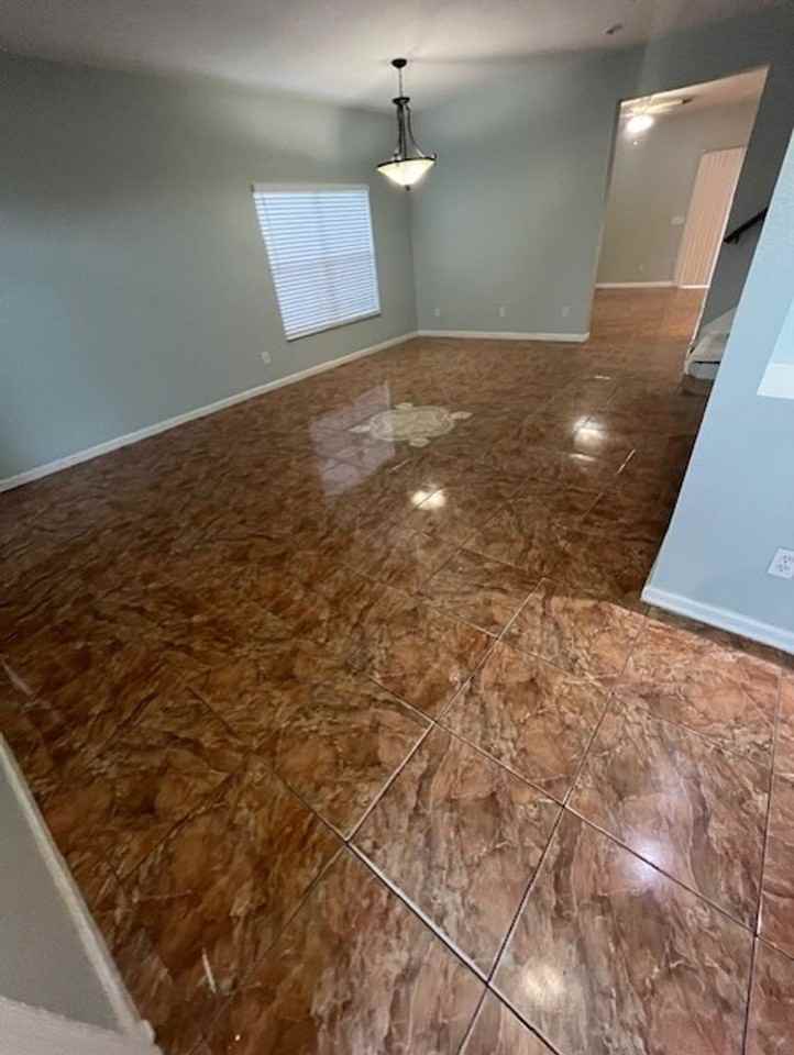 1981 Marsh Hawk Dr - Photo 4 of 38