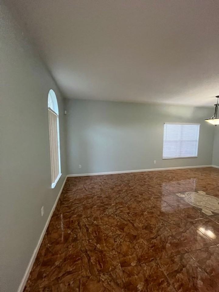 1981 Marsh Hawk Dr - Photo 5 of 38