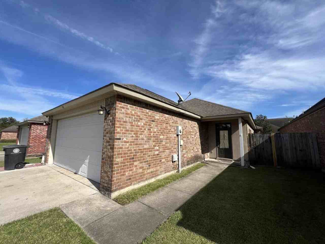 767 Summer Breeze Dr - Photo 2 of 38