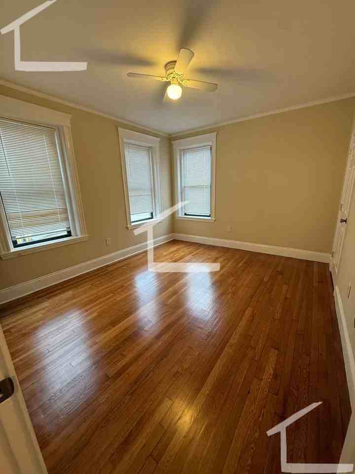 184 Saint Paul St - Photo 7 of 16