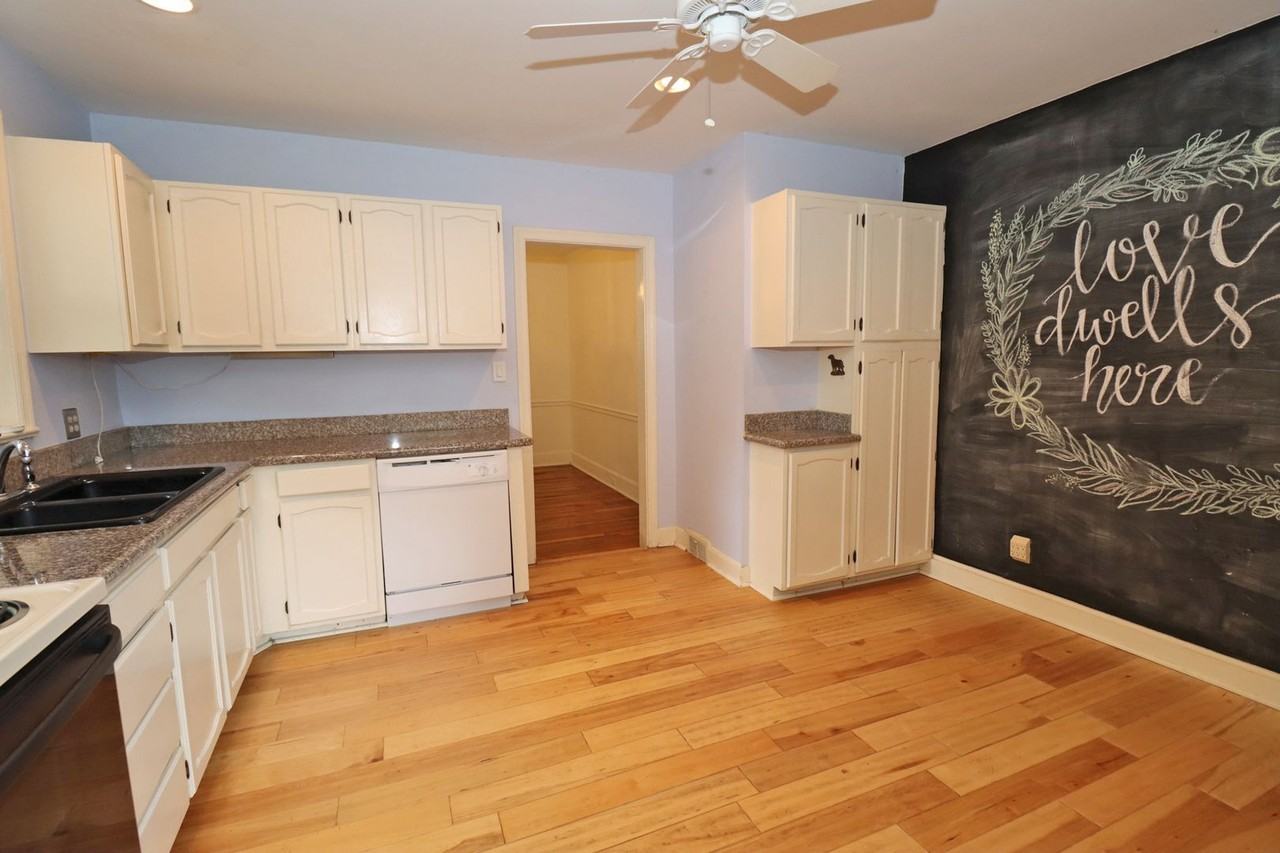 2716 Heyward St - Photo 2 of 34