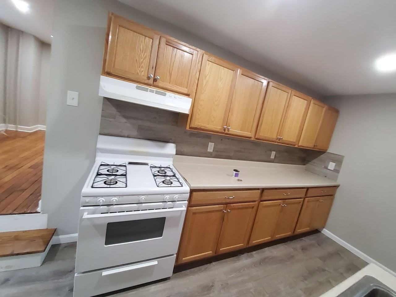 57 E Garrison - FOR SALE - Photo 3 of 22
