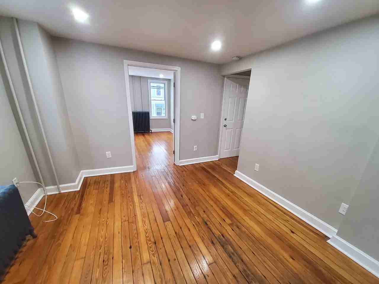 57 E Garrison - FOR SALE - Photo 7 of 22