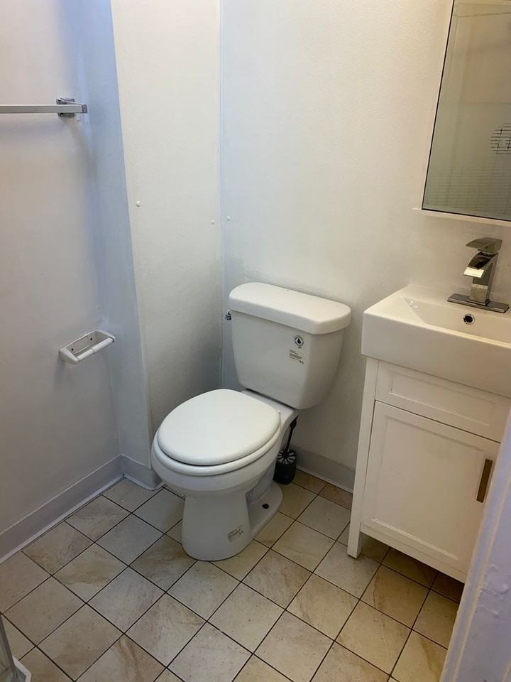 603 601/603 Hickory - Photo 5 of 6