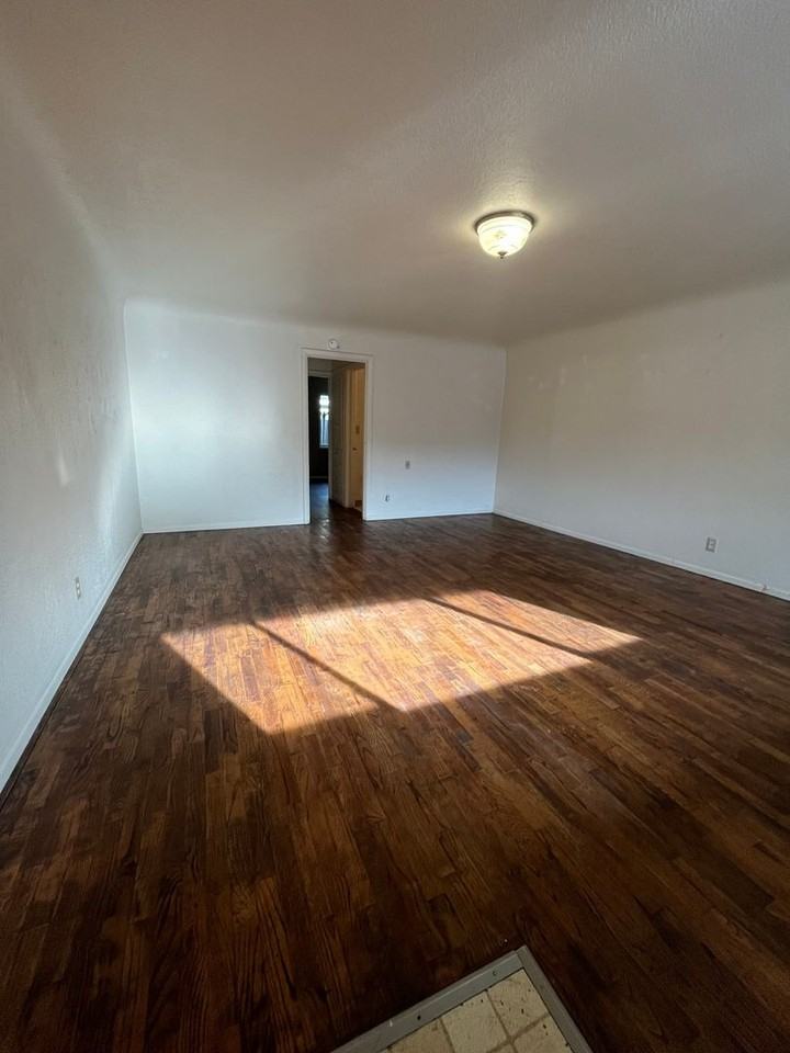 1281 W 3rd Ave - Photo 2 of 10