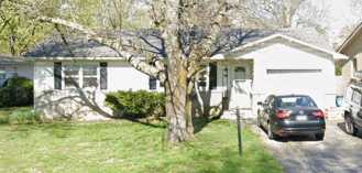 915 N Oak Grove Ave - Photo 1 of 1