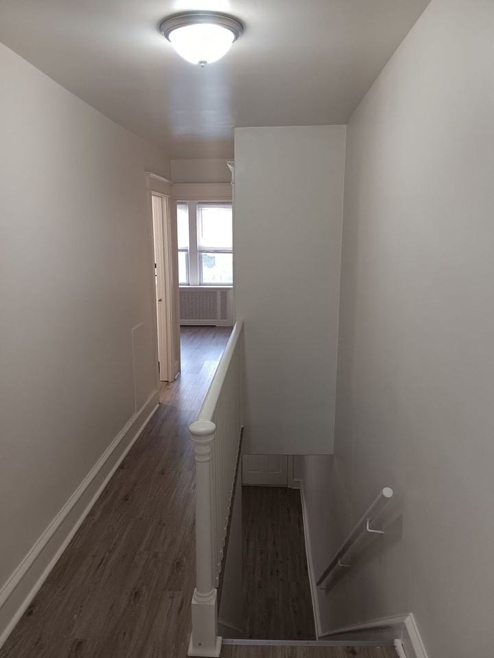 2309 Upland St - Photo 3 of 10