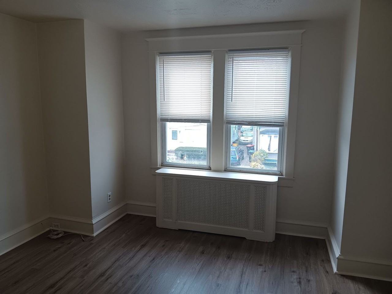 2309 Upland St - Photo 7 of 10