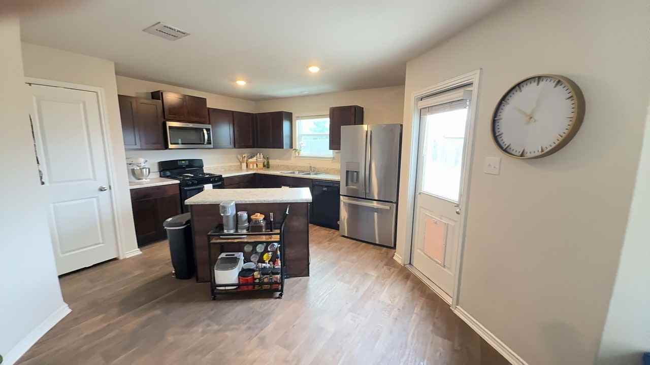 9930 Spotted Rose - Photo 6 of 12