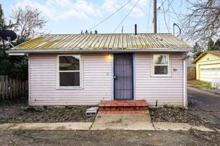 351 19th St Se - Photo 1 of 1