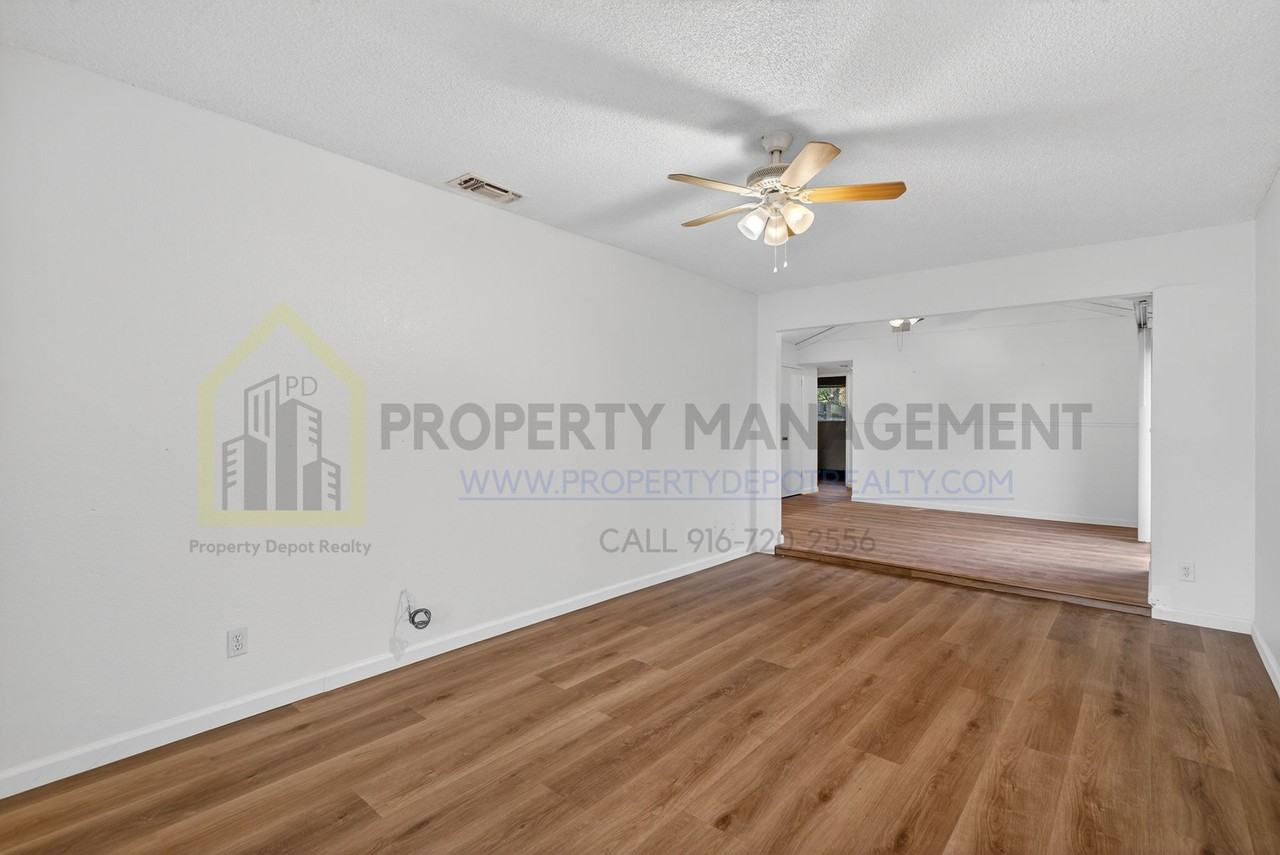 8973 El Mirador Dr - Photo 4 of 37