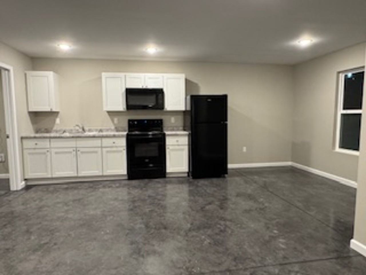 50 50 Presley Avenue - Photo 5 of 6