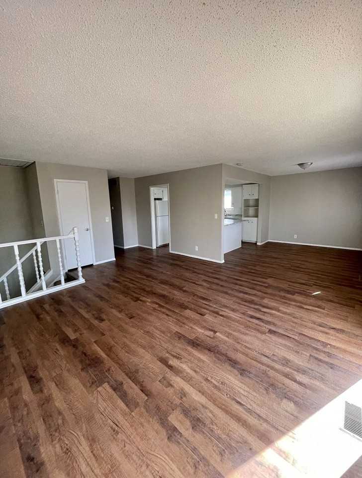 2525 N Bleckley Dr - Photo 5 of 23