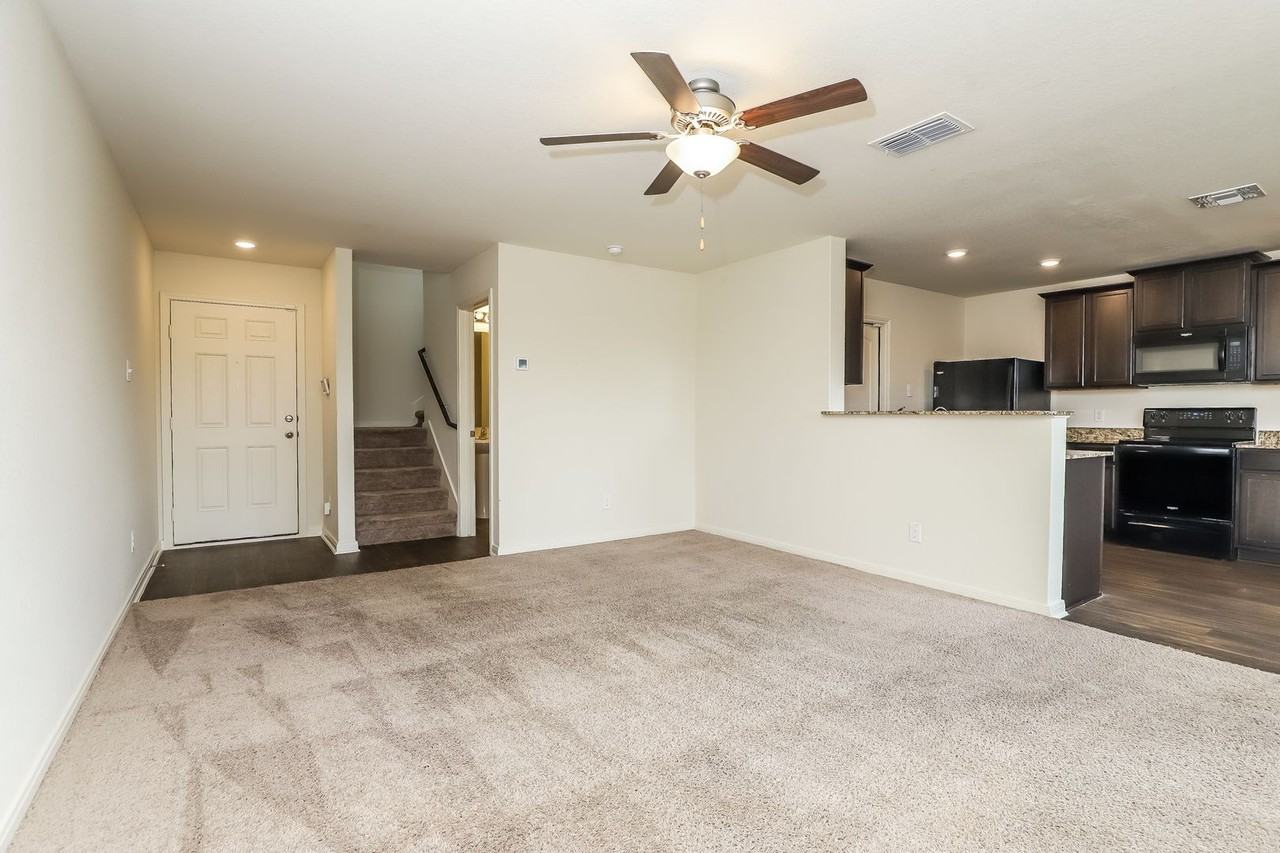 6303 Sloane Cv - Photo 4 of 17