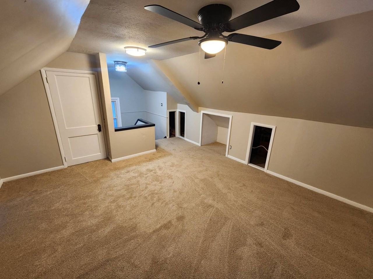 8230 Garfield Blvd - Photo 2 of 31