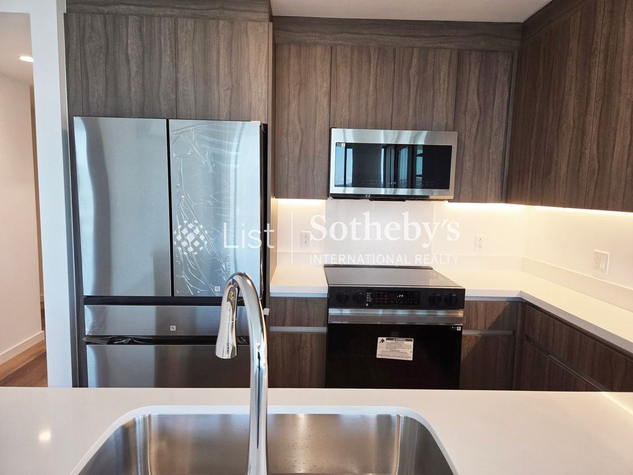 1515 Liona St #2919L - Photo 5 of 25