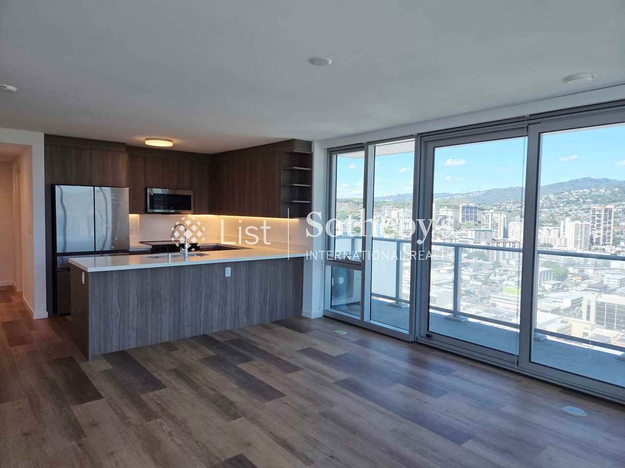 1515 Liona St #2919L - Photo 6 of 25