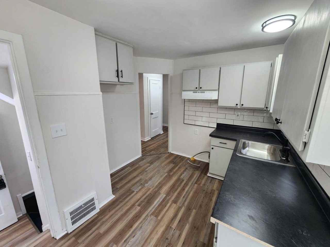 12908 Crossburn Ave - Photo 5 of 29