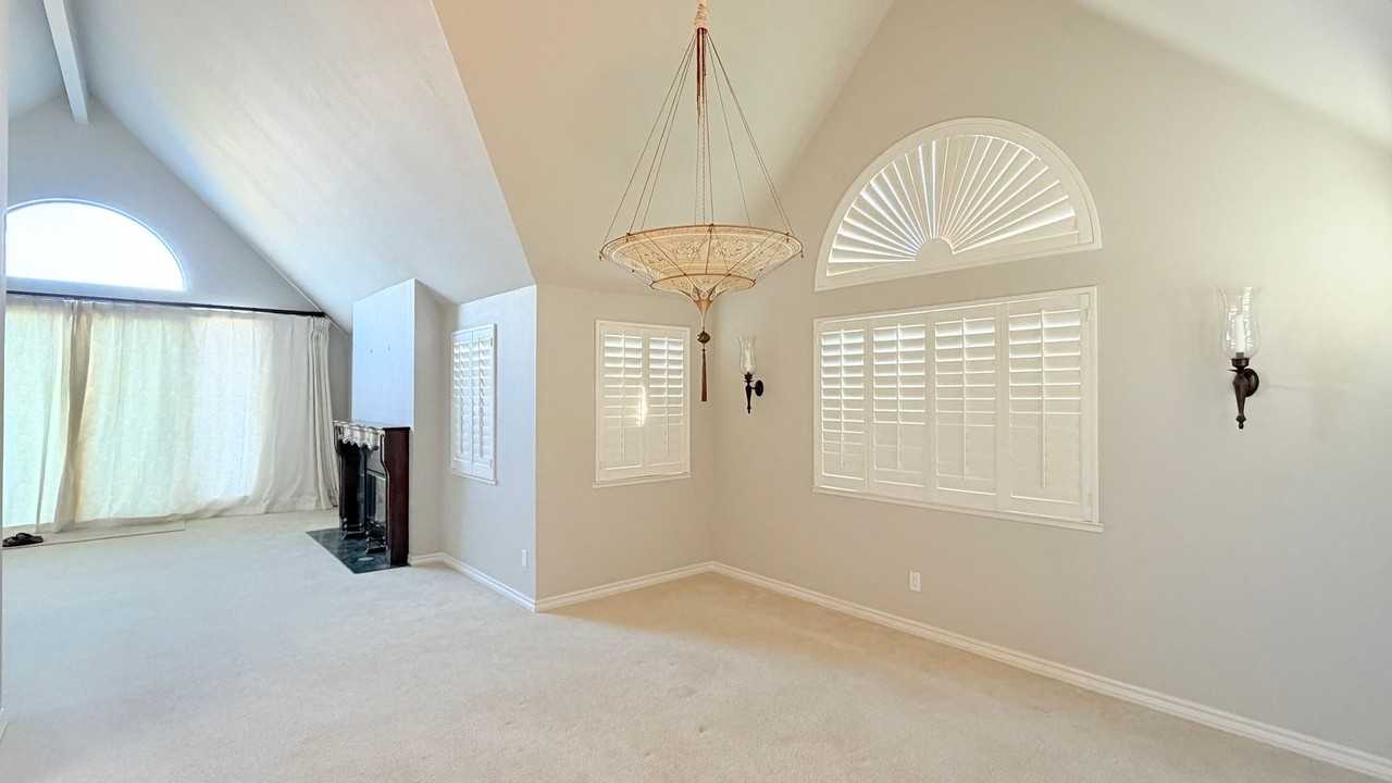 31 Redondo Ct - Photo 3 of 27