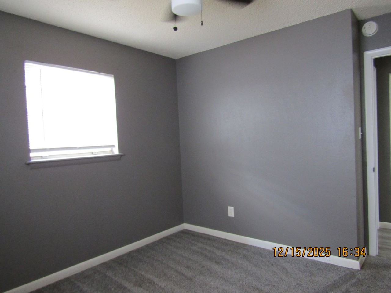 417 Nw 71st St - Photo 4 of 27