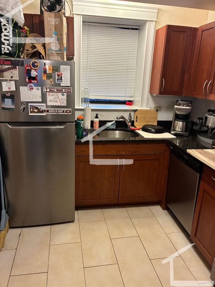 39 Glenville Ave - Photo 5 of 12