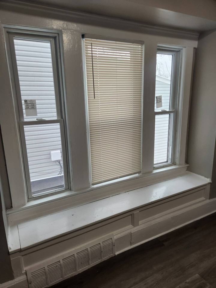 9720 DENISON AVE - Photo 7 of 50