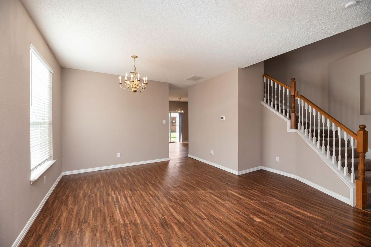 3225 Cornflower Dr - Photo 4 of 24