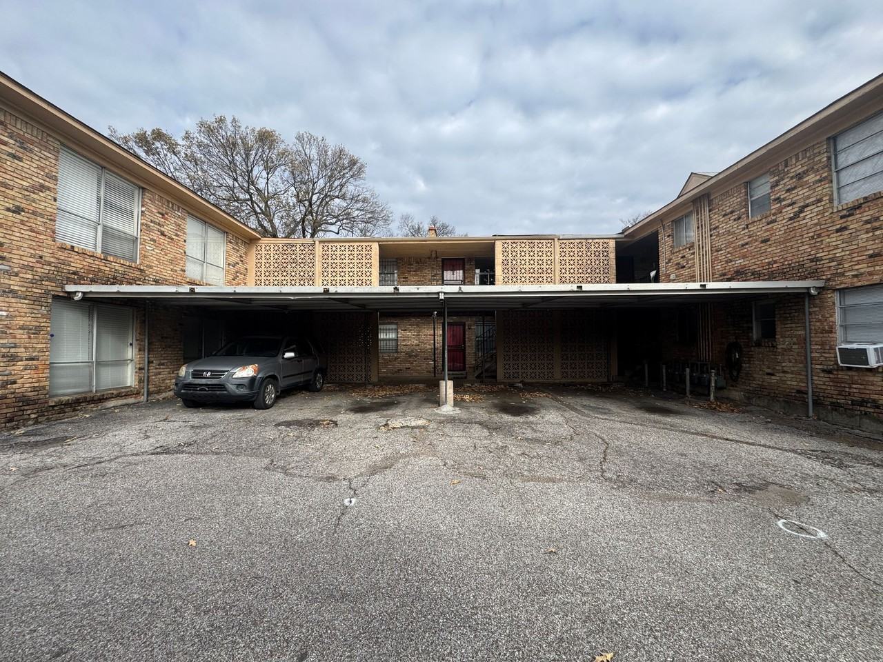 49 S. Morrison - Photo 3 of 4