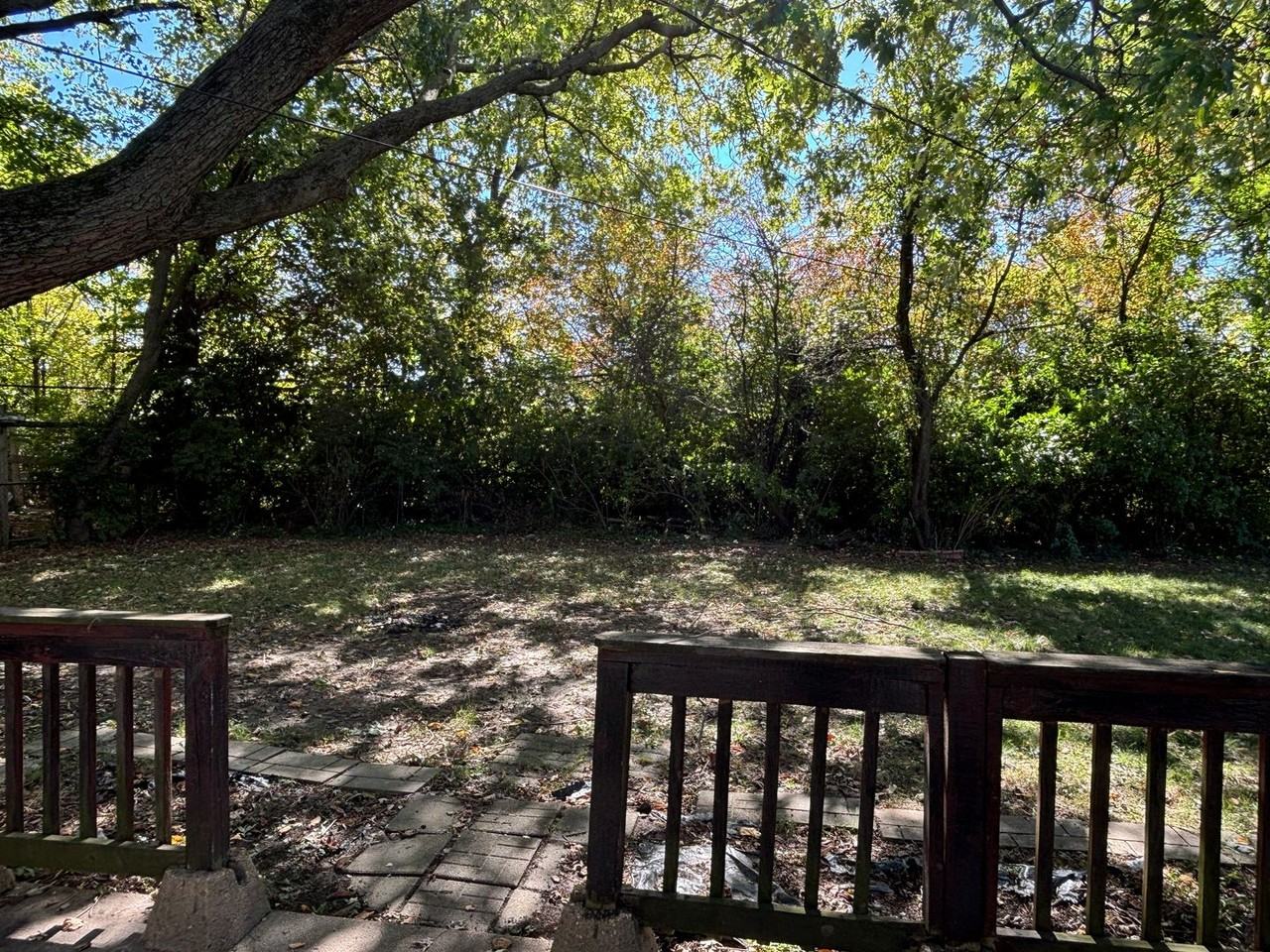 9143 E 34th St - Photo 2 of 26