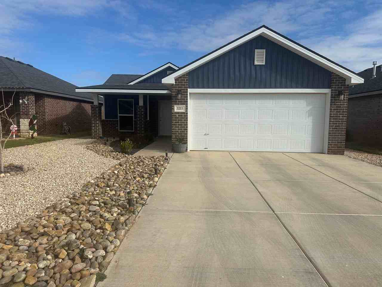 3215 Volney Ave - Photo 2 of 24