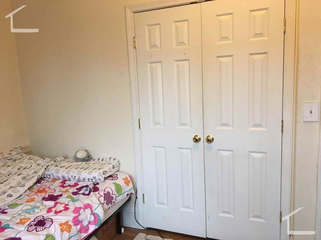 30 Egmont St - Photo 3 of 9