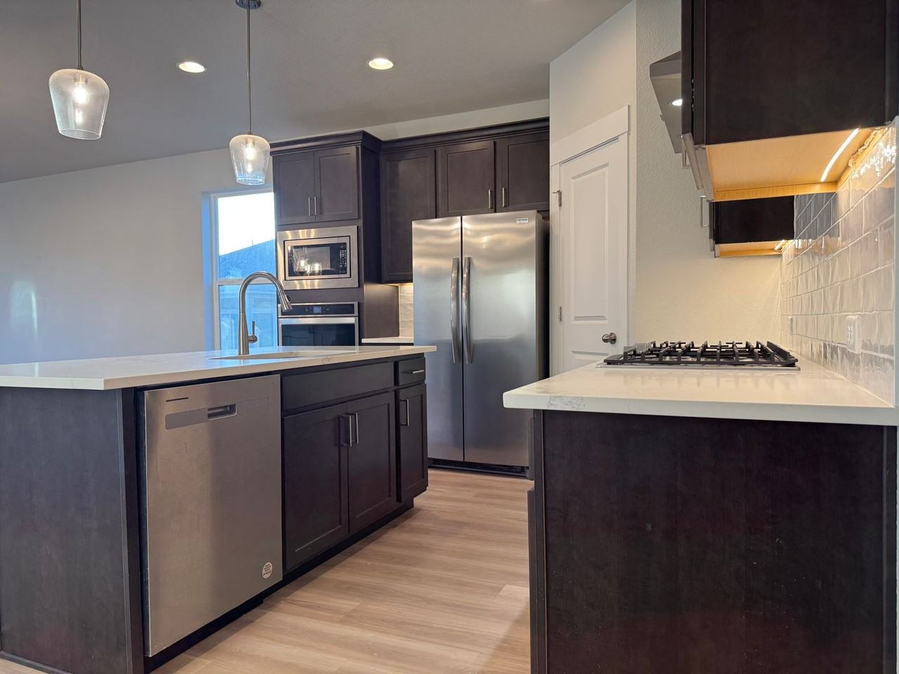 7967 Pennydale Dr - Photo 4 of 24